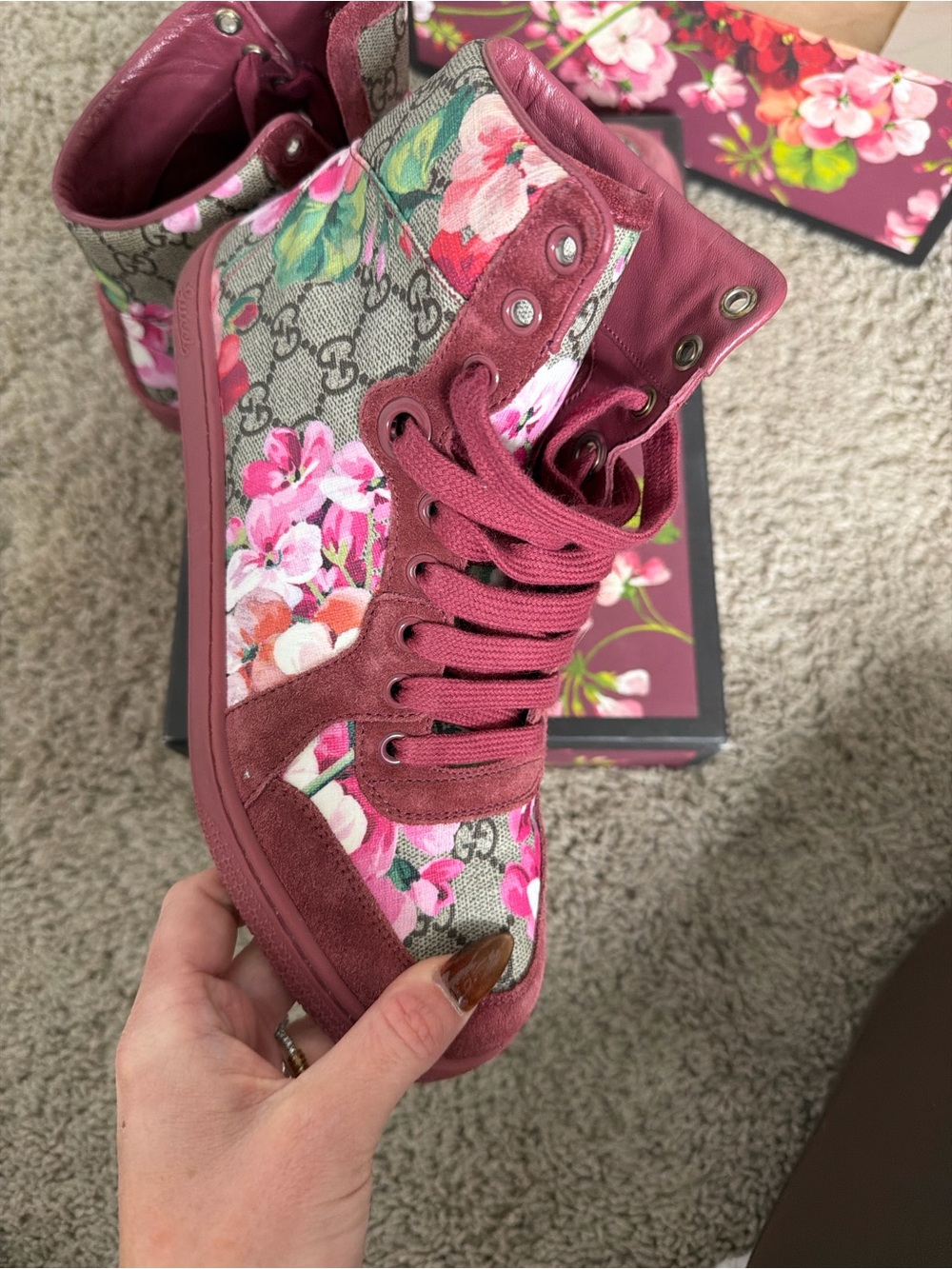 Gucci Floral GG High-Top Sneakers in Burgundy and Pink - Picture 4 of 6